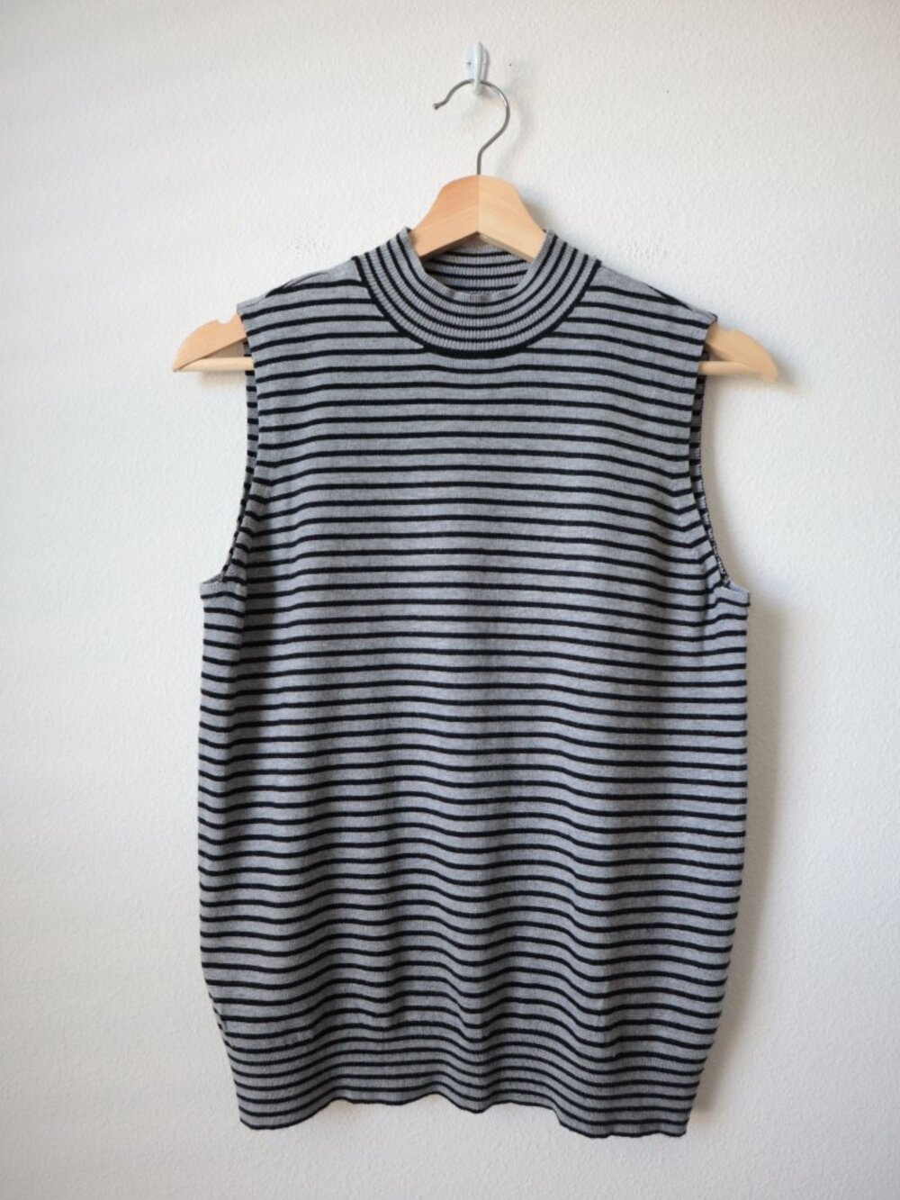 Worthington Mock Neck Shell Sweater | M